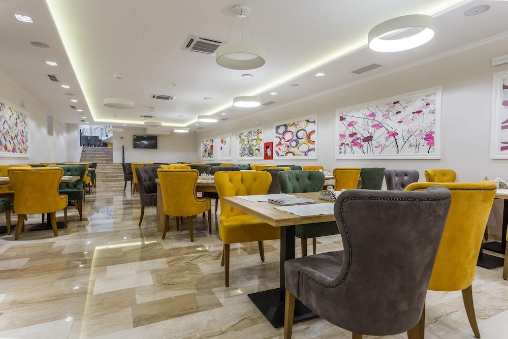 Hotel Royal Inn Beograd Ngoại thất bức ảnh